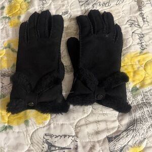 UGG Black Faux Fur Gloves